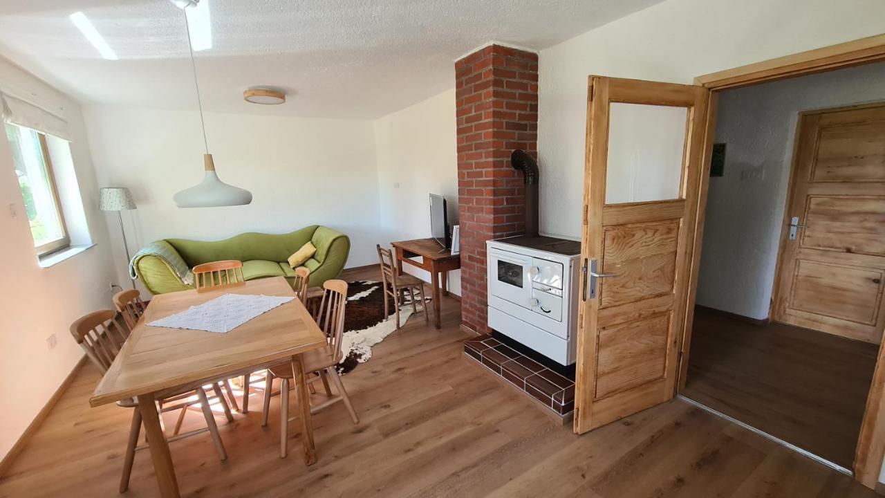 Forestside House Gacka With Relax Area Sinac Zewnętrze zdjęcie
